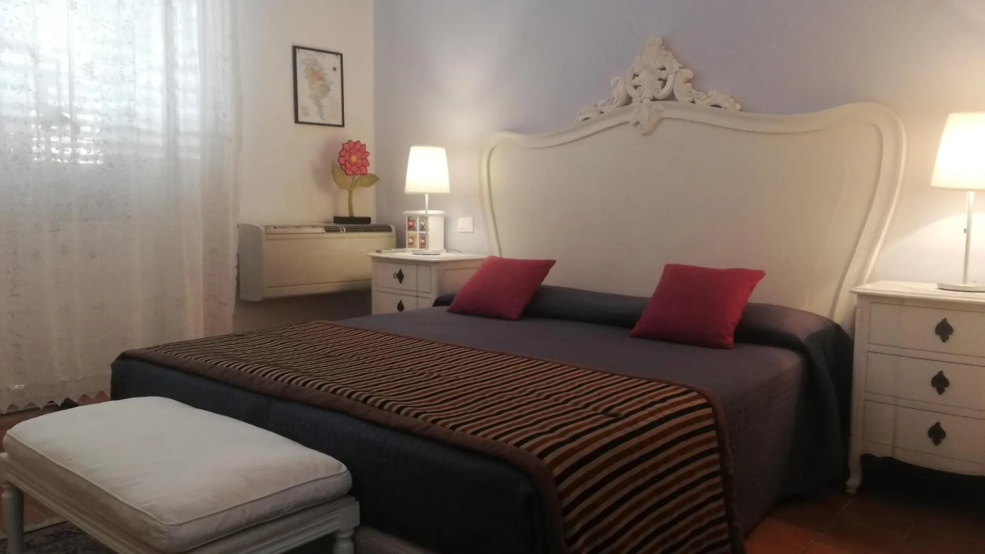Residenza Levante contacts